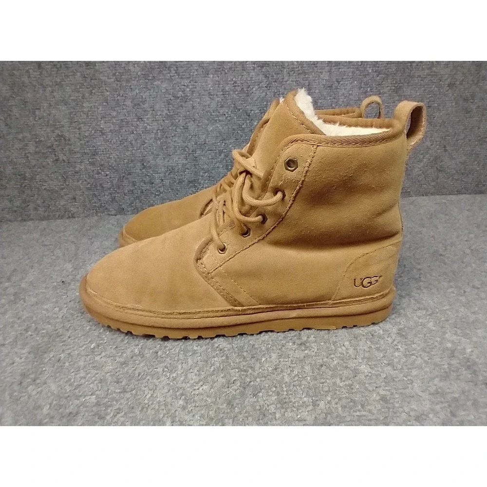 UGG Harkley Mens 9 Mid Top Fleece Lined Suede Boots Tan Brown 1016472
